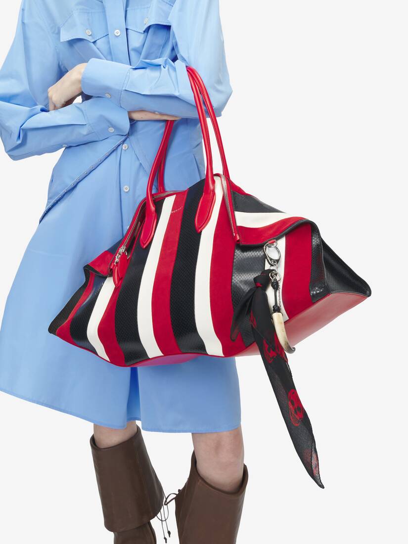 Alexander McQueen 围巾与牛角型吊饰