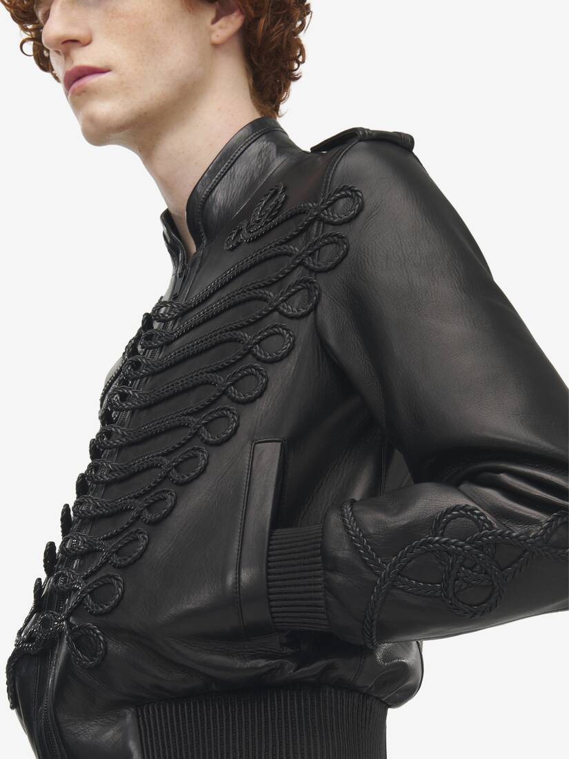 Alexander McQueen 盘扣风格刺绣皮革夹克
